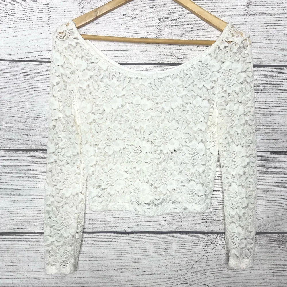 Ambiance Sheer White Lace Cropped Blouse Top Size Large